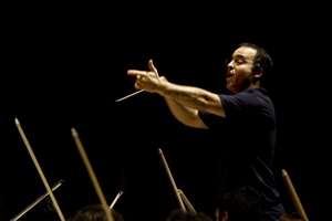 Pedro Carneiro, Conductor | Photo by Nuno Ferreira Santos